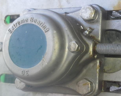 Flange bearing For applications subjected to extremely corrosive, high-temperature, or sanitary environments